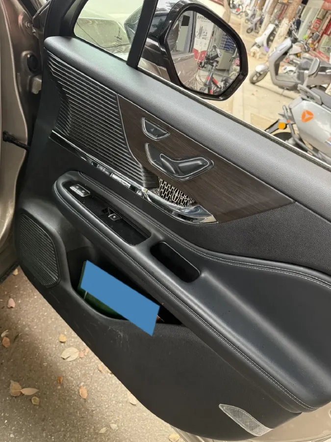 2021 Lincoln Corsair 2.0T 245HP L4 8AT,autocango,china used car exporter,china ev exporter,chinese used car exporter,chinese used ev exporter