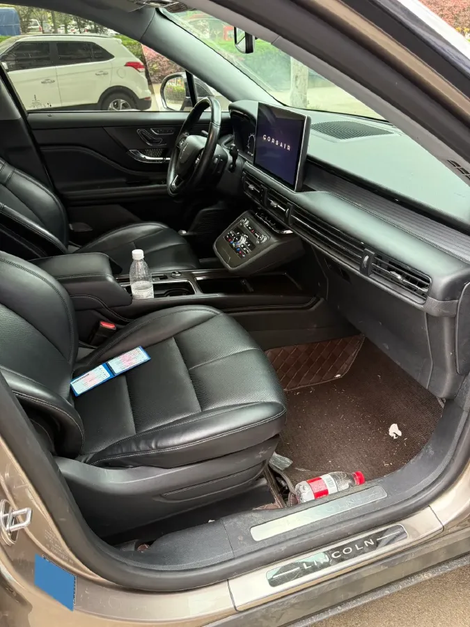 2021 Lincoln Corsair 2.0T 245HP L4 8AT,autocango,china used car exporter,china ev exporter,chinese used car exporter,chinese used ev exporter