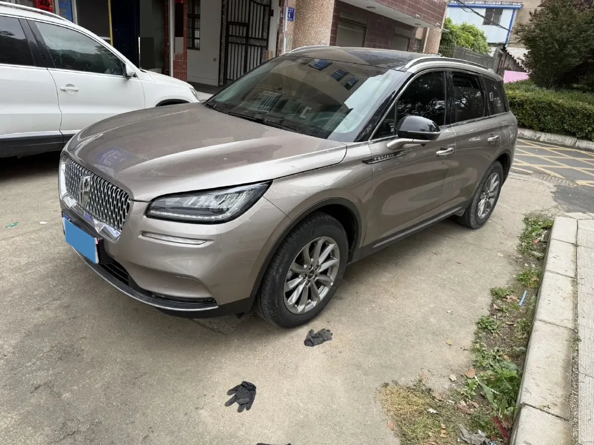2021 Lincoln Corsair 2.0T 245HP L4 8AT,autocango,china used car exporter,china ev exporter,chinese used car exporter,chinese used ev exporter