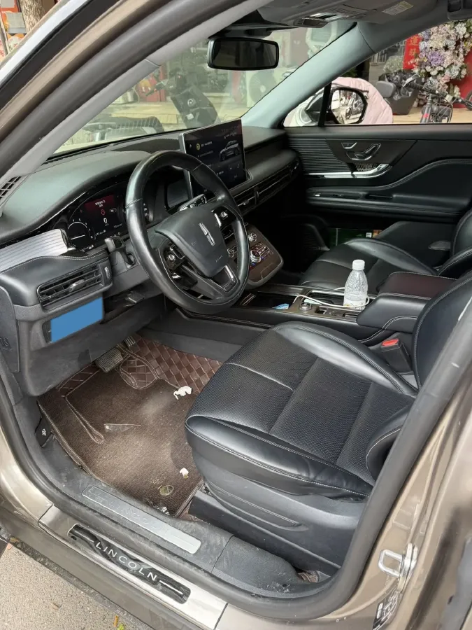 2021 Lincoln Corsair 2.0T 245HP L4 8AT,autocango,china used car exporter,china ev exporter,chinese used car exporter,chinese used ev exporter