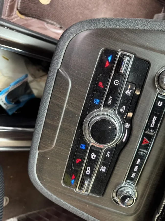 2021 Lincoln Corsair 2.0T 245HP L4 8AT,autocango,china used car exporter,china ev exporter,chinese used car exporter,chinese used ev exporter