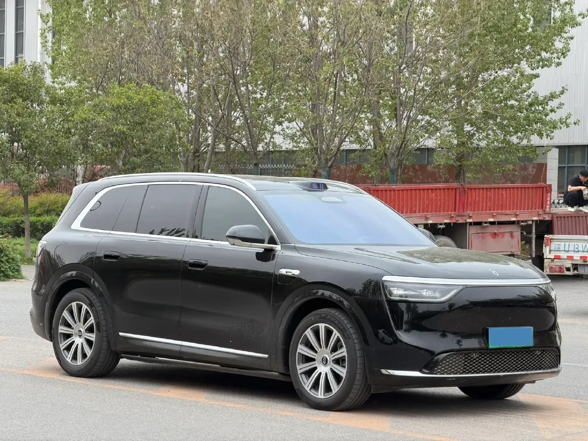 2025 AITO AITO M8 REEV 160HP REEV 53.4KWH,autocango,china used car exporter,china ev exporter,chinese used car exporter,chinese used ev exporter