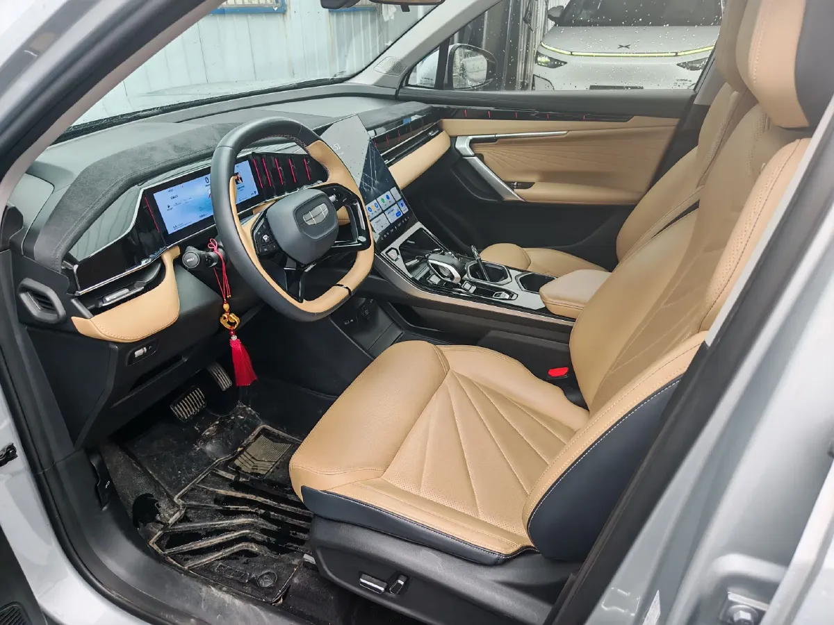 2023 Geely StarRay 1.5T 181HP L4 7DCT,autocango,china used car exporter,china ev exporter,chinese used car exporter,chinese used ev exporter