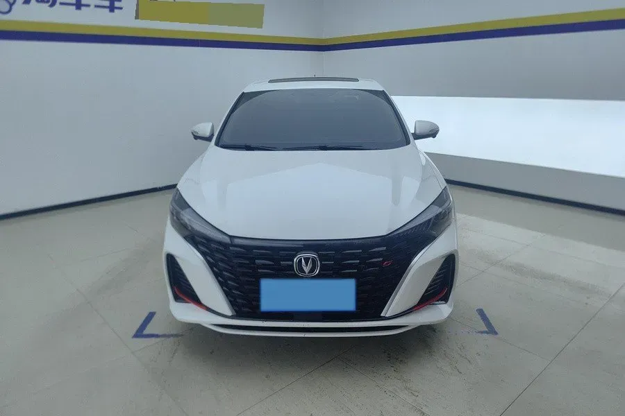 2025 ChangAn Eado 1.4T 160HP L4 7DCT,autocango,china used car exporter,china ev exporter,chinese used car exporter,chinese used ev exporter