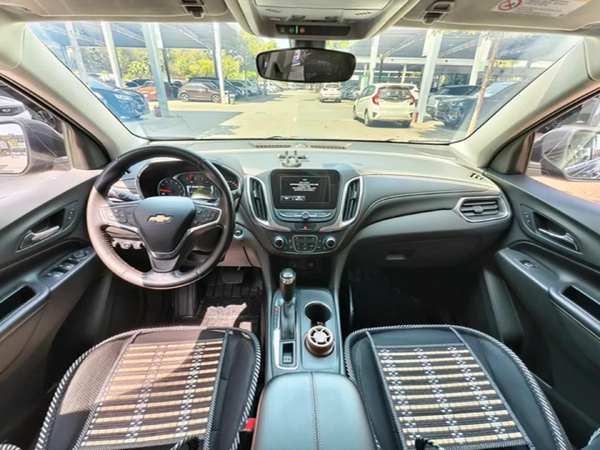 2018 Chevrolet Equinox 1.5T 180HP L4 6AT,autocango,china used car exporter,china ev exporter,chinese used car exporter,chinese used ev exporter