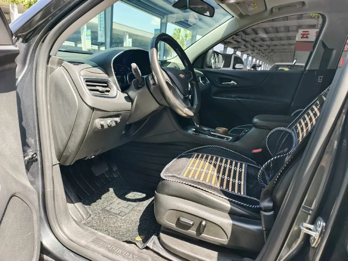 2018 Chevrolet Equinox 1.5T 180HP L4 6AT,autocango,china used car exporter,china ev exporter,chinese used car exporter,chinese used ev exporter