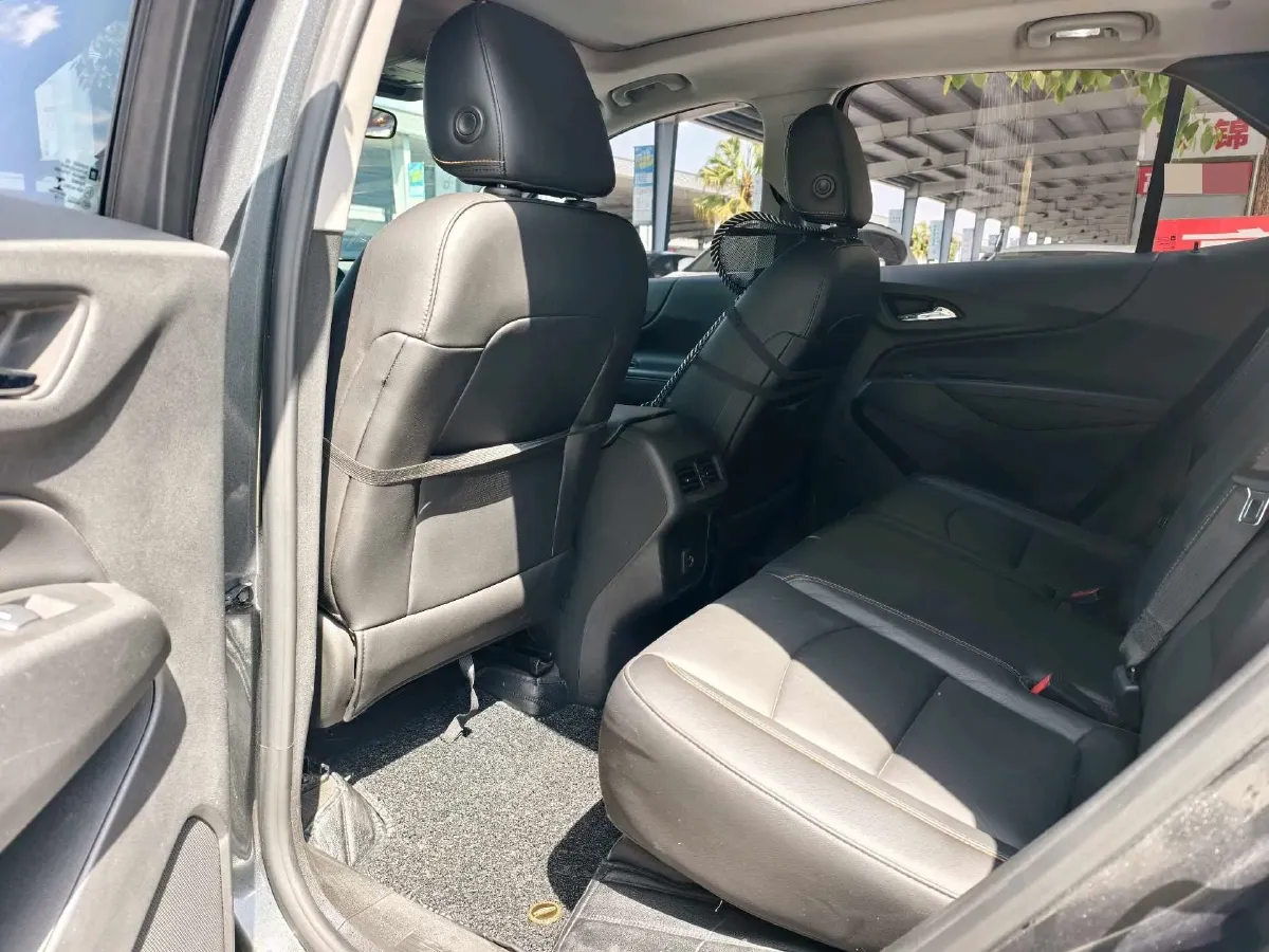 2018 Chevrolet Equinox 1.5T 180HP L4 6AT,autocango,china used car exporter,china ev exporter,chinese used car exporter,chinese used ev exporter