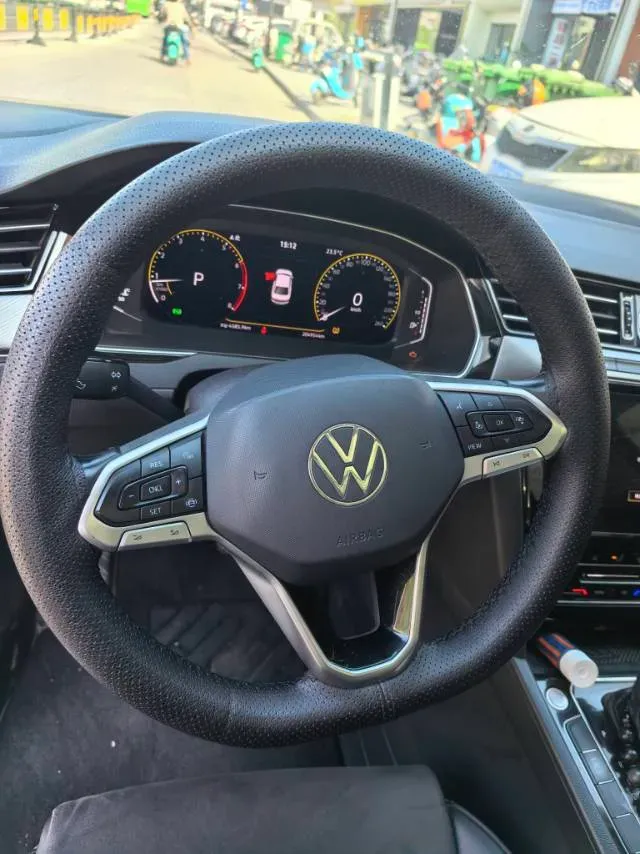 2020 Volkswagen Magotan 2.0T 186HP L4 7DCT,autocango,china used car exporter,china ev exporter,chinese used car exporter,chinese used ev exporter