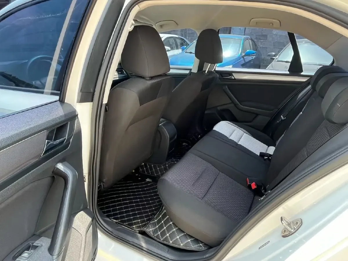 2018 Volkswagen Bora 1.5L 110HP L4 5MT,autocango,china used car exporter,china ev exporter,chinese used car exporter,chinese used ev exporter