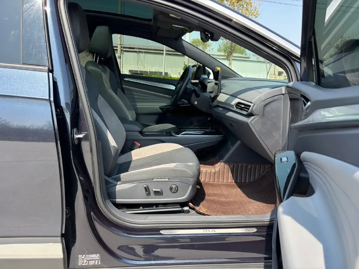 2022 Volkswagen ID.4 Crozz BEV 84.8KWH,autocango,china used car exporter,china ev exporter,chinese used car exporter,chinese used ev exporter