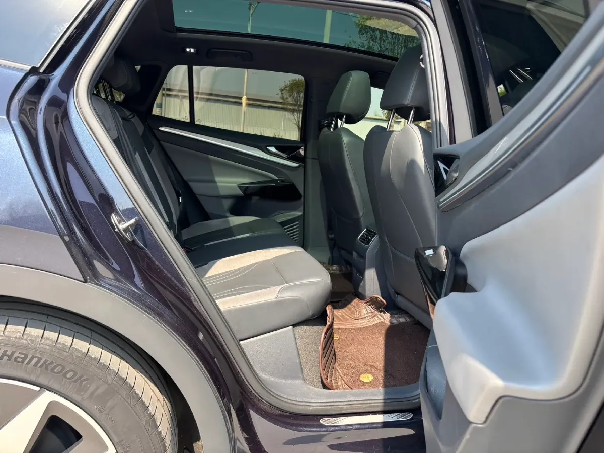 2022 Volkswagen ID.4 Crozz BEV 84.8KWH,autocango,china used car exporter,china ev exporter,chinese used car exporter,chinese used ev exporter