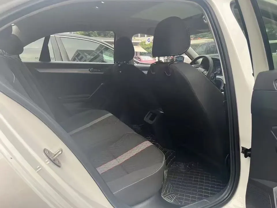 2019 Volkswagen T-Cross 1.4T 150HP L4 7DCT,autocango,china used car exporter,china ev exporter,chinese used car exporter,chinese used ev exporter