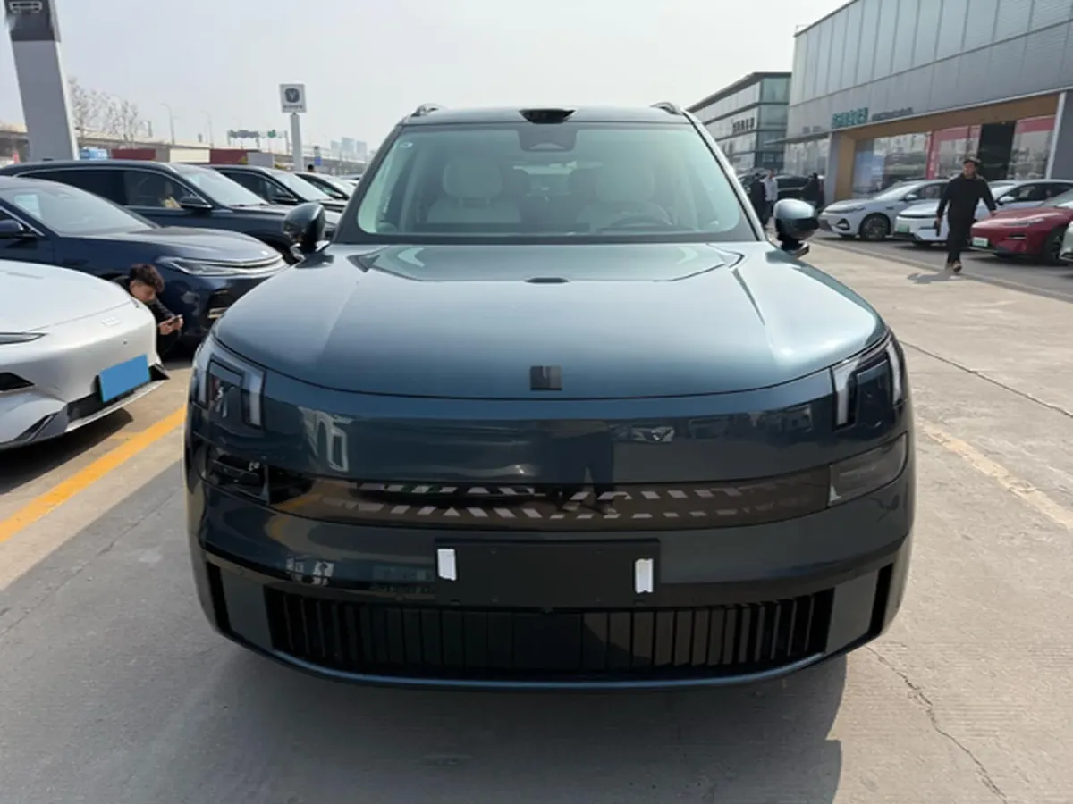 2025 LYNK&CO 900 2.0T 254HP L4 3DHT PHEV 50KWH,autocango,china used car exporter,china ev exporter,chinese used car exporter,chinese used ev exporter