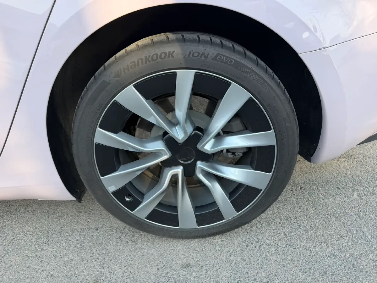 2023 Buick EnvisionPlus 2.0T 237HP L4 9AT,autocango,china used car exporter,china ev exporter,chinese used car exporter,chinese used ev exporter