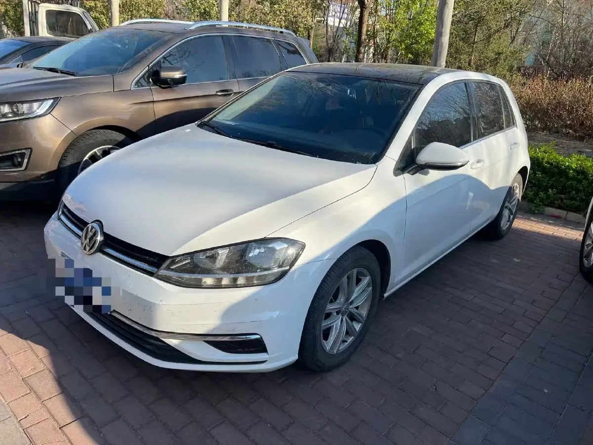 2019 Volkswagen Golf 1.6L 110HP L4 6AT,autocango,china used car exporter,china ev exporter,chinese used car exporter,chinese used ev exporter