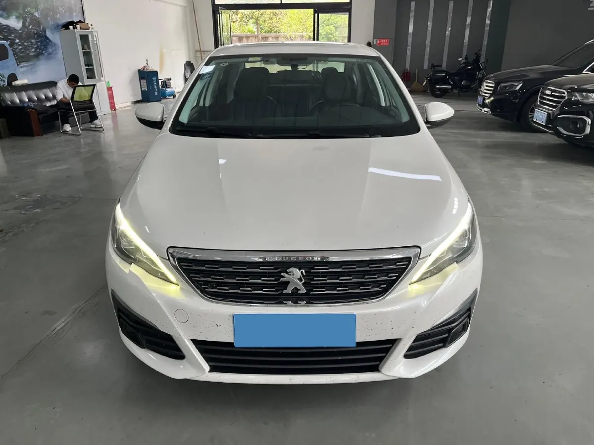 2018 Peugeot 308 1.6L 117HP L4 6AT,autocango,china used car exporter,china ev exporter,chinese used car exporter,chinese used ev exporter