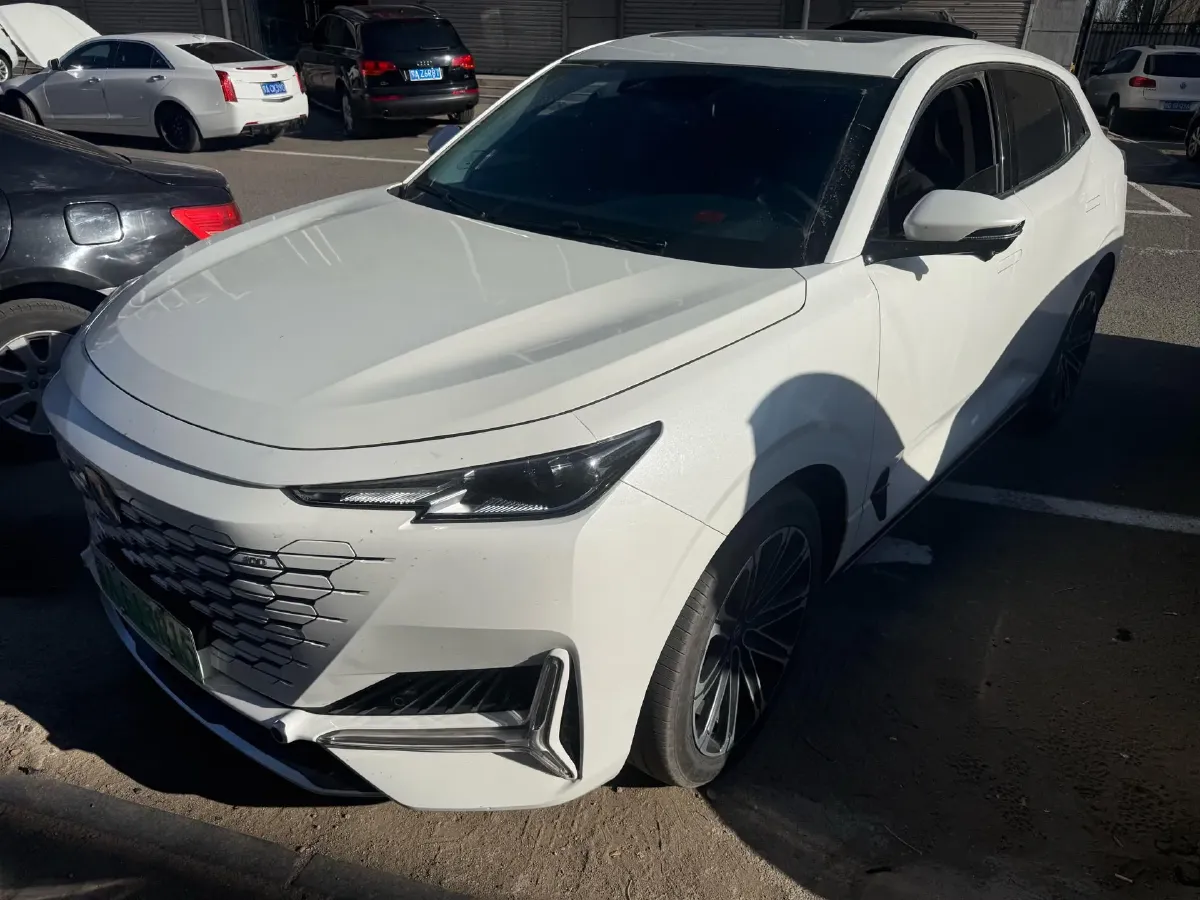 2023 ChangAn UNI-K iDD 1.5T 170HP L4 6TCT PHEV 28.39KWH,autocango,china used car exporter,china ev exporter,chinese used car exporter,chinese used ev exporter
