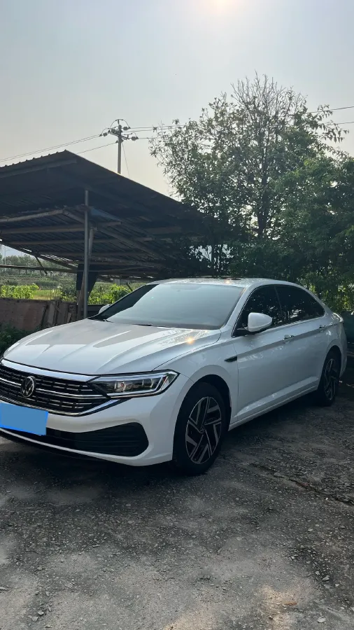 2025 Volkswagen Sagitar 1.5T 160HP L4 7DCT,autocango,china used car exporter,china ev exporter,chinese used car exporter,chinese used ev exporter