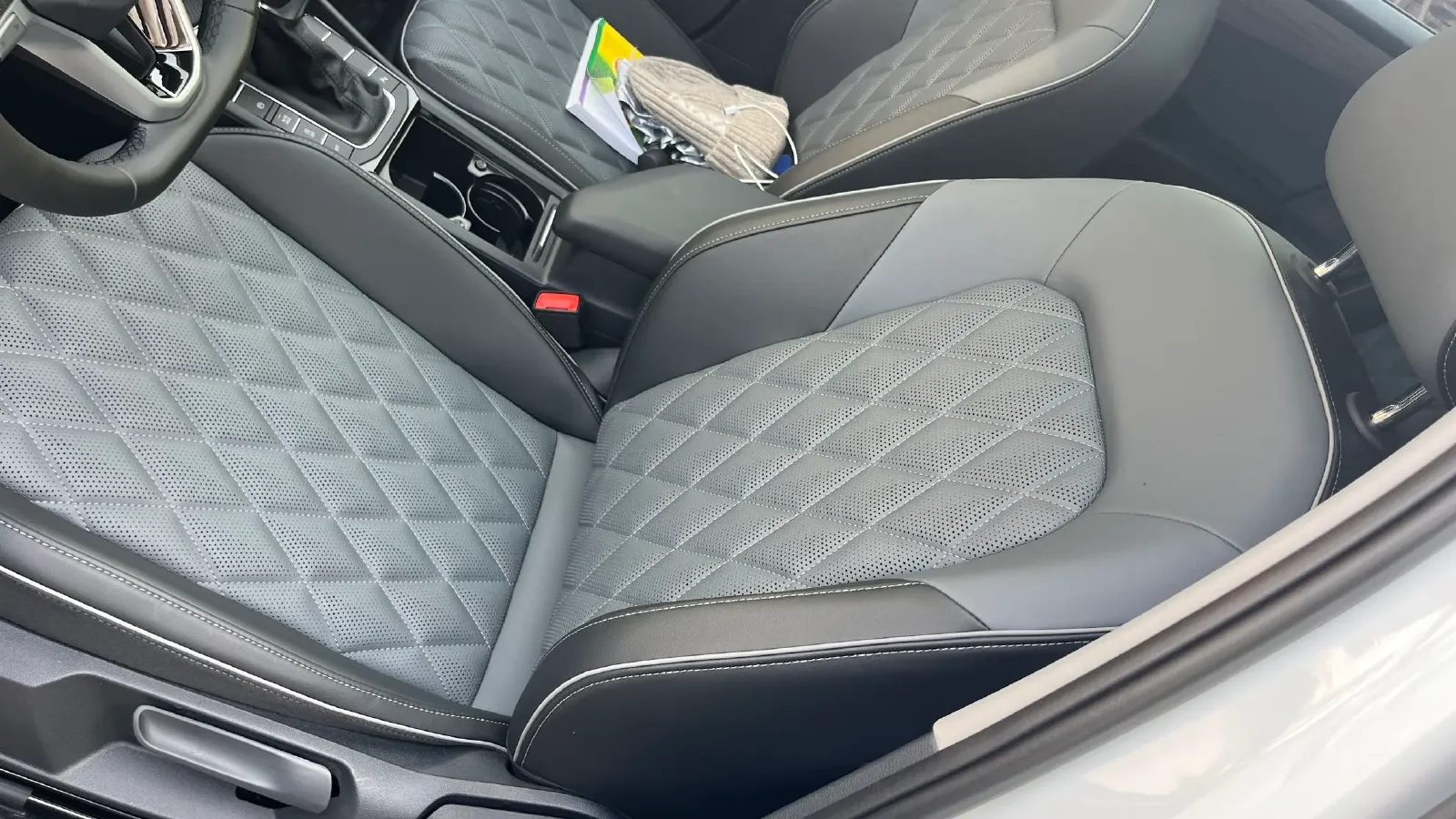 2025 Volkswagen Sagitar 1.5T 160HP L4 7DCT,autocango,china used car exporter,china ev exporter,chinese used car exporter,chinese used ev exporter