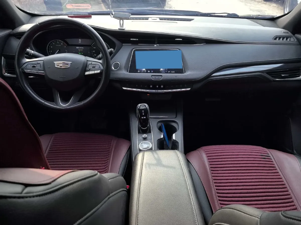 2021 Cadillac XT4 2.0T 237HP L4 9AT,autocango,china used car exporter,china ev exporter,chinese used car exporter,chinese used ev exporter