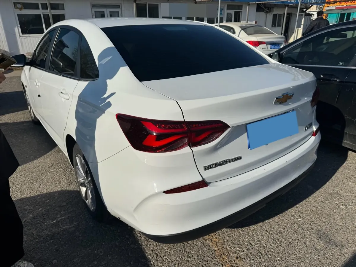 2021 Chevrolet Monza 1.5L 113HP L4 6AT,autocango,china used car exporter,china ev exporter,chinese used car exporter,chinese used ev exporter