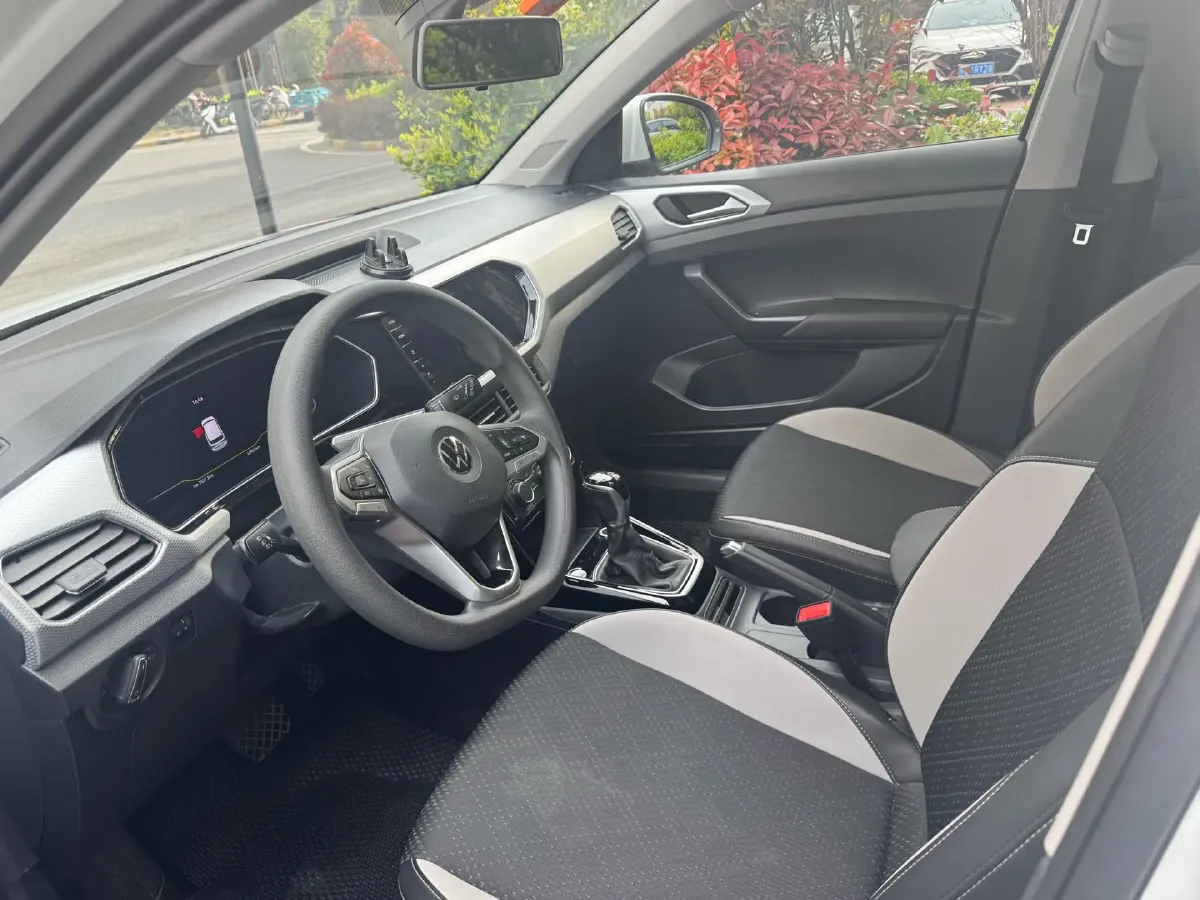 2023 Volkswagen Tacqua 1.2T 116HP L4 7DCT,autocango,china used car exporter,china ev exporter,chinese used car exporter,chinese used ev exporter