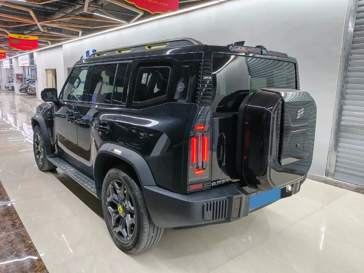 2024 Jetour ShanHai TravellerC-DM 1.5T 156HP L4 3DHT PHEV 43.24KWH,autocango,china used car exporter,china ev exporter,chinese used car exporter,chinese used ev exporter