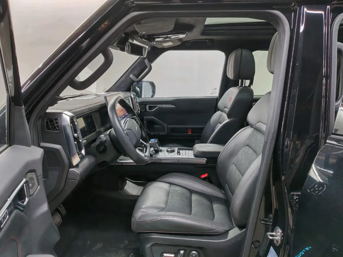 2024 Jetour ShanHai TravellerC-DM 1.5T 156HP L4 3DHT PHEV 43.24KWH,autocango,china used car exporter,china ev exporter,chinese used car exporter,chinese used ev exporter