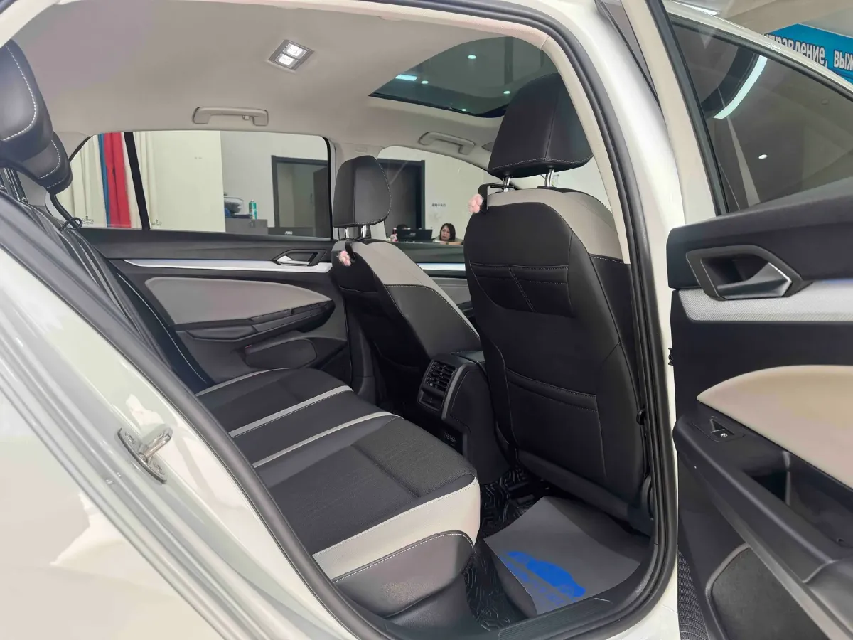 2021 Volkswagen Golf 1.4T 150HP L4 7DCT,autocango,china used car exporter,china ev exporter,chinese used car exporter,chinese used ev exporter