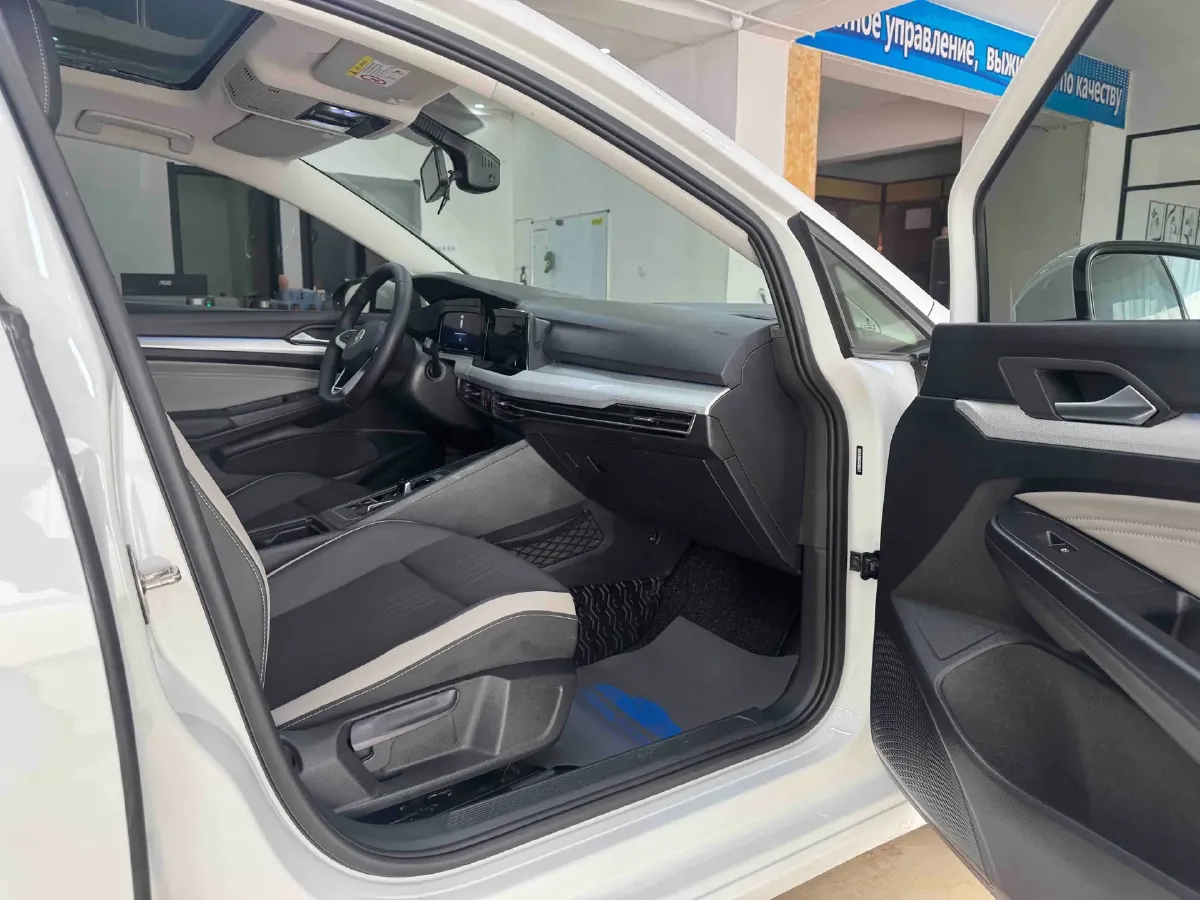 2021 Volkswagen Golf 1.4T 150HP L4 7DCT,autocango,china used car exporter,china ev exporter,chinese used car exporter,chinese used ev exporter