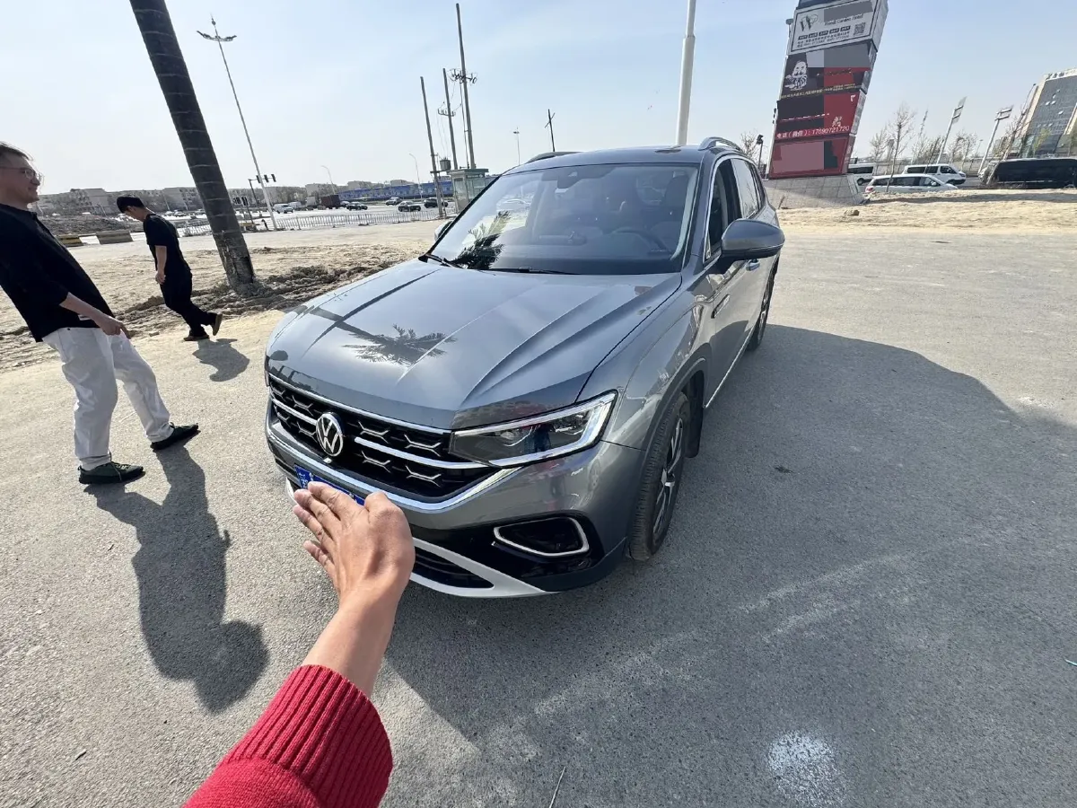 2023 Volkswagen Tayron 2.0T 186HP L4 7DCT,autocango,china used car exporter,china ev exporter,chinese used car exporter,chinese used ev exporter