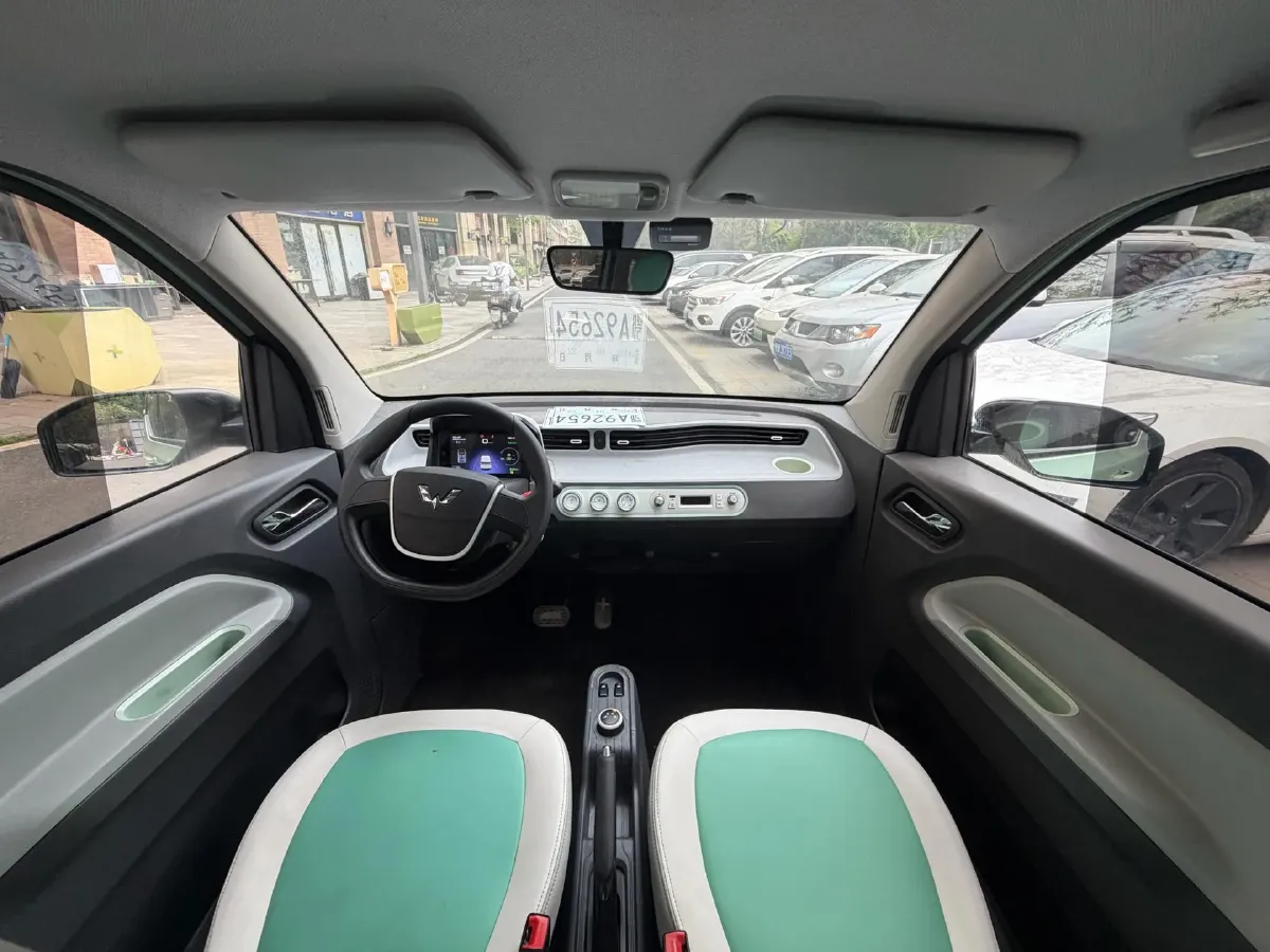 2021 WuLing HongGuang MINI EV BEV 9KWH,autocango,china used car exporter,china ev exporter,chinese used car exporter,chinese used ev exporter