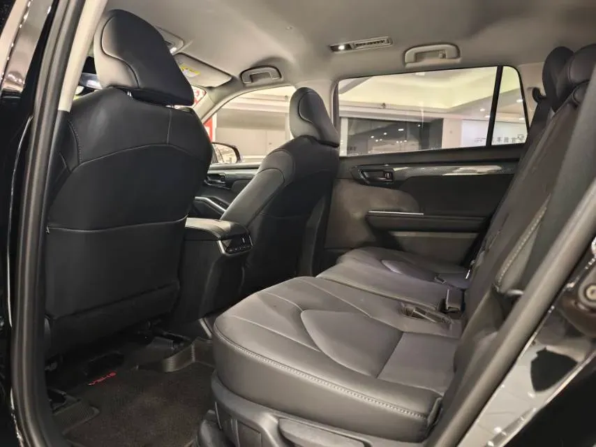 2024 Toyota Highlander 2.5L 189HP L4 E-CVT Hybrid,autocango,china used car exporter,china ev exporter,chinese used car exporter,chinese used ev exporter