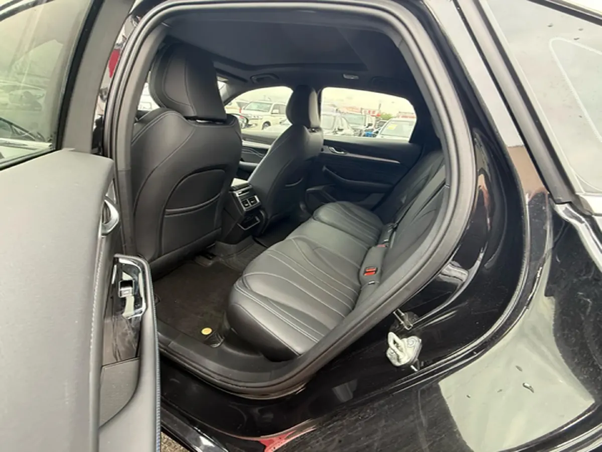 2025 Geely Preface 1.5T 181HP L4 7DCT,autocango,china used car exporter,china ev exporter,chinese used car exporter,chinese used ev exporter