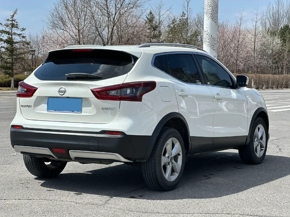 2023 Nissan Qashqai 2.0L 151HP L4 CVT,autocango,china used car exporter,china ev exporter,chinese used car exporter,chinese used ev exporter
