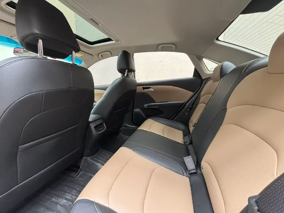 2020 Chevrolet Monza 1.5L 113HP L4 6AT,autocango,china used car exporter,china ev exporter,chinese used car exporter,chinese used ev exporter