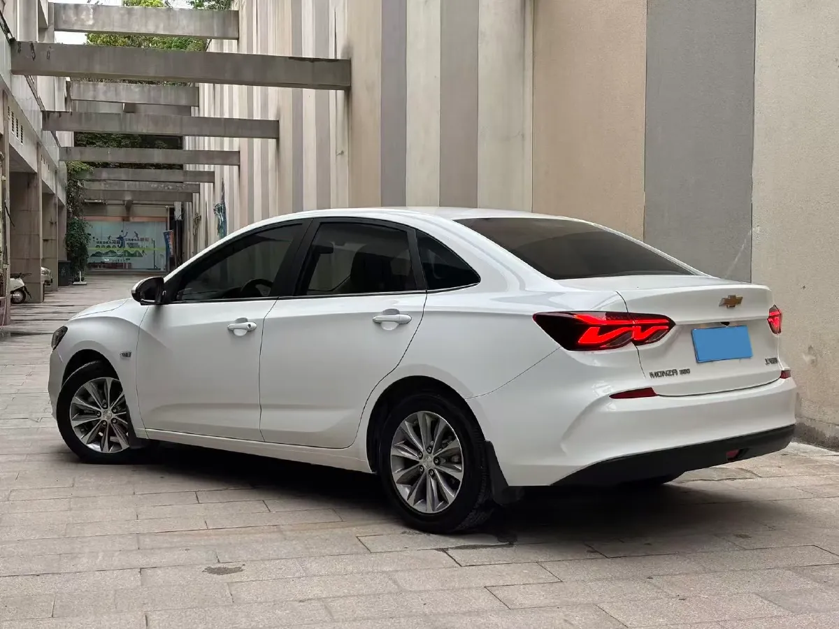 2020 Chevrolet Monza 1.5L 113HP L4 6AT,autocango,china used car exporter,china ev exporter,chinese used car exporter,chinese used ev exporter