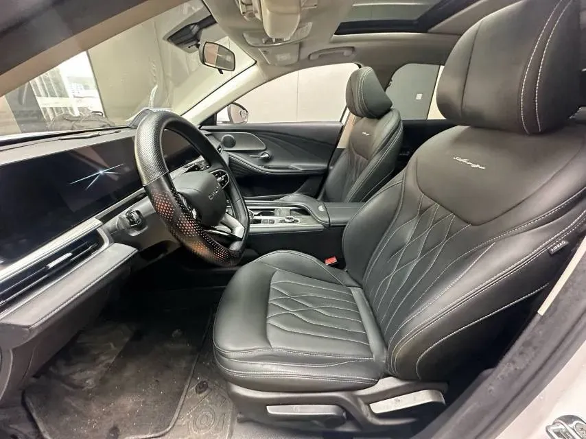 2024 Chery Arrizo 8 1.6T 197HP L4 7DCT,autocango,china used car exporter,china ev exporter,chinese used car exporter,chinese used ev exporter