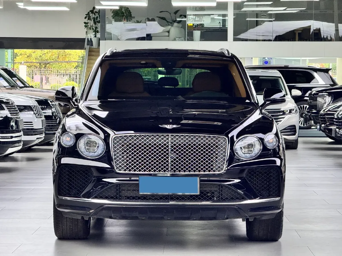 2021 Bentley Bentayga 4.0T 550HP V8 8AT,autocango,china used car exporter,china ev exporter,chinese used car exporter,chinese used ev exporter
