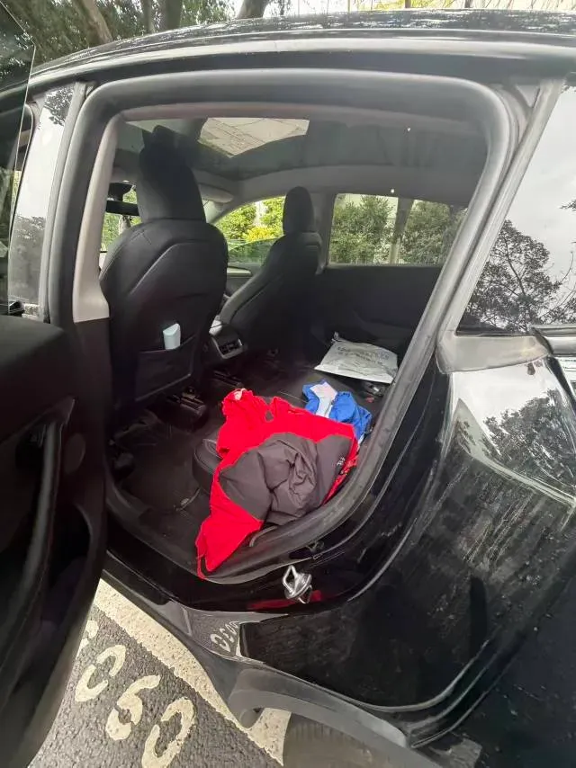 2022 Tesla Model Y BEV 60KWH,autocango,china used car exporter,china ev exporter,chinese used car exporter,chinese used ev exporter