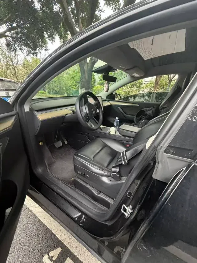 2022 Tesla Model Y BEV 60KWH,autocango,china used car exporter,china ev exporter,chinese used car exporter,chinese used ev exporter