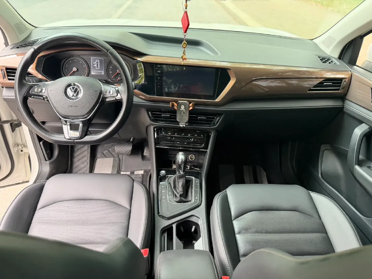 2021 Volkswagen Tharu 1.4T 150HP L4 7DCT,autocango,china used car exporter,china ev exporter,chinese used car exporter,chinese used ev exporter