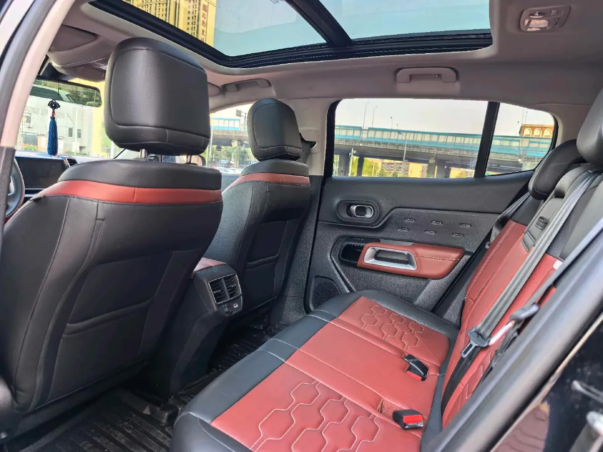 2020 Citroen C5 Aircross 1.8T 211HP L4 8AT,autocango,china used car exporter,china ev exporter,chinese used car exporter,chinese used ev exporter