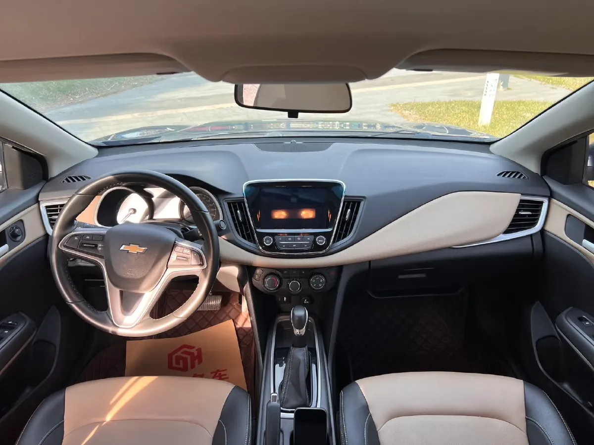 2020 Chevrolet Monza 1.5L 113HP L4 6AT,autocango,china used car exporter,china ev exporter,chinese used car exporter,chinese used ev exporter