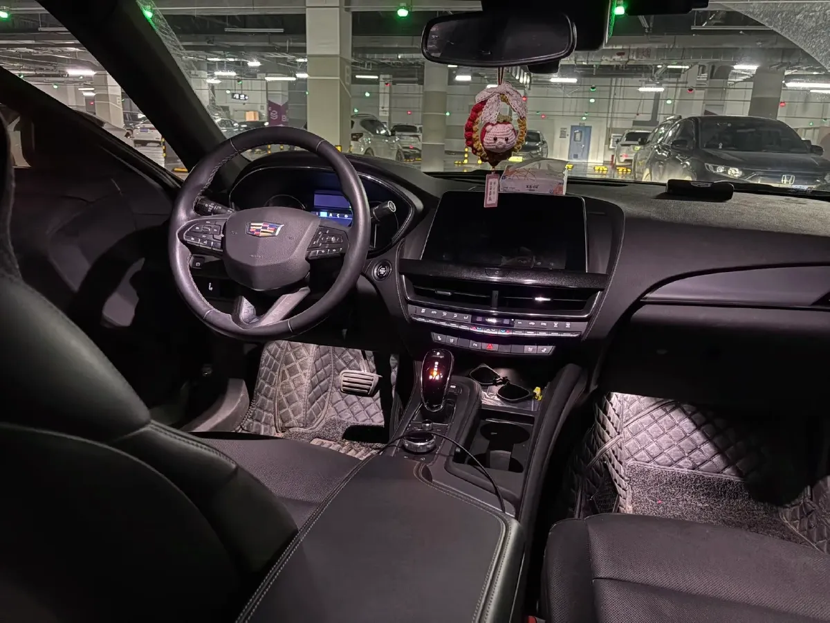 2022 Cadillac CT5 2.0T 237HP L4 10AT,autocango,china used car exporter,china ev exporter,chinese used car exporter,chinese used ev exporter