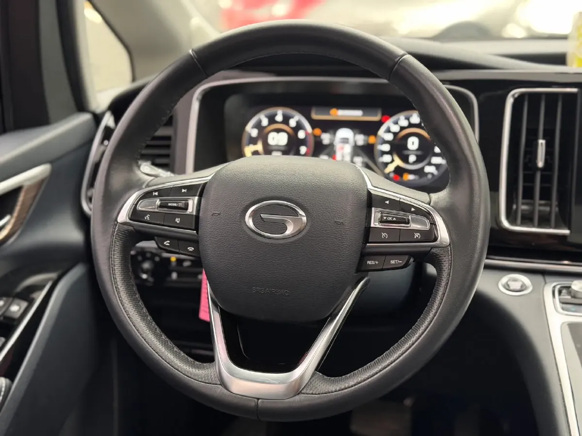 2021 GAC Trumpchi M8 2.0T 252HP L4 8AT,autocango,china used car exporter,china ev exporter,chinese used car exporter,chinese used ev exporter