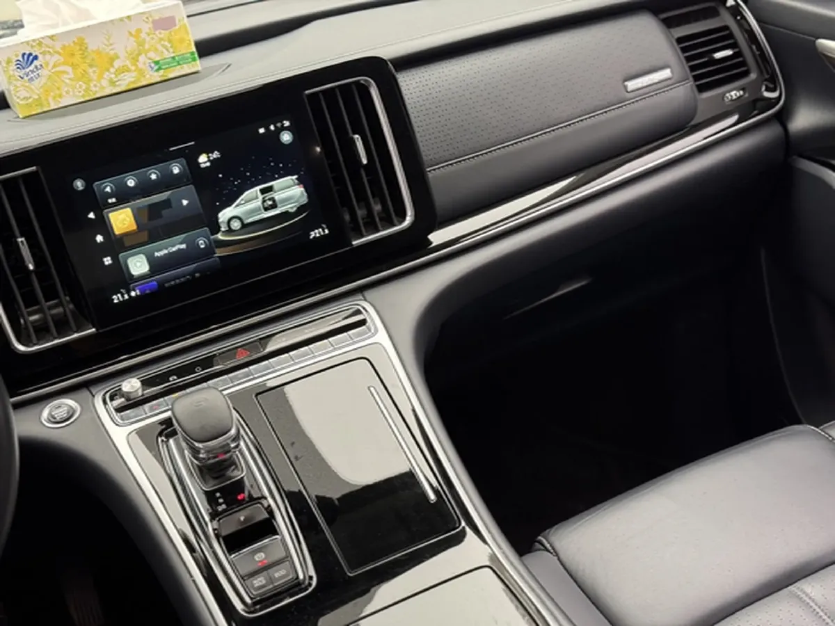 2021 GAC Trumpchi M8 2.0T 252HP L4 8AT,autocango,china used car exporter,china ev exporter,chinese used car exporter,chinese used ev exporter