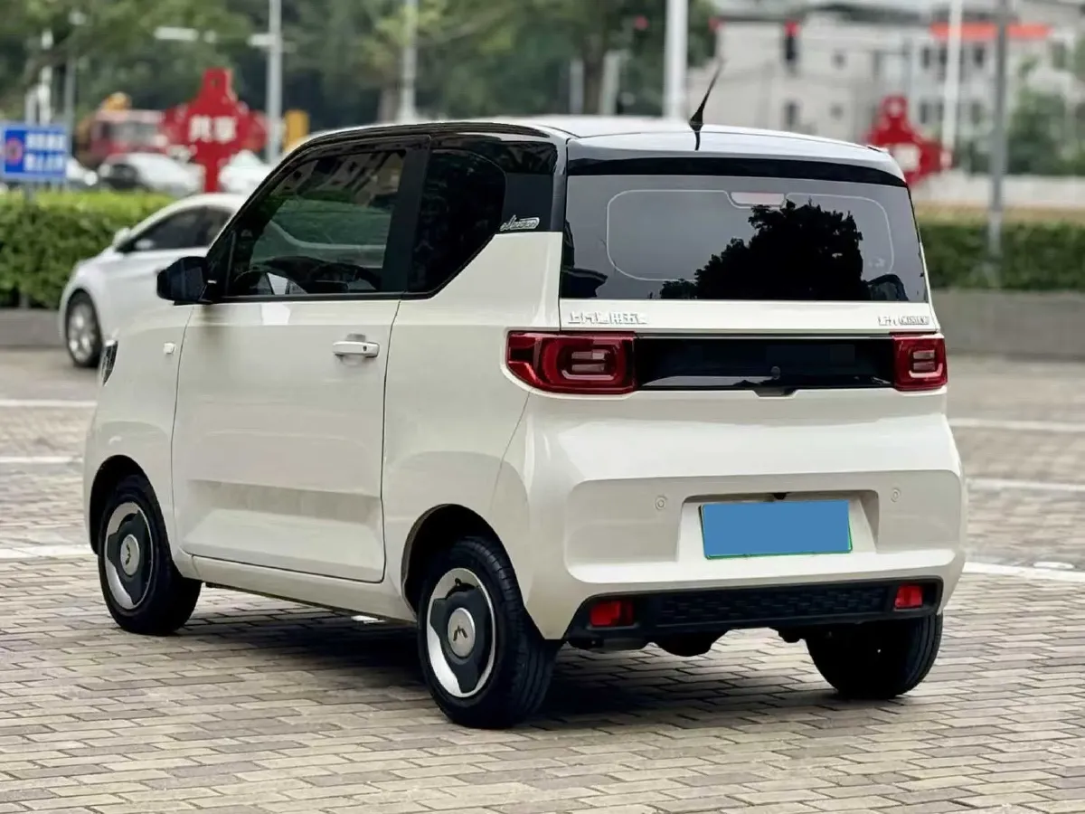 2021 WuLing HongGuang MINI EV BEV 13.9KWH,autocango,china used car exporter,china ev exporter,chinese used car exporter,chinese used ev exporter