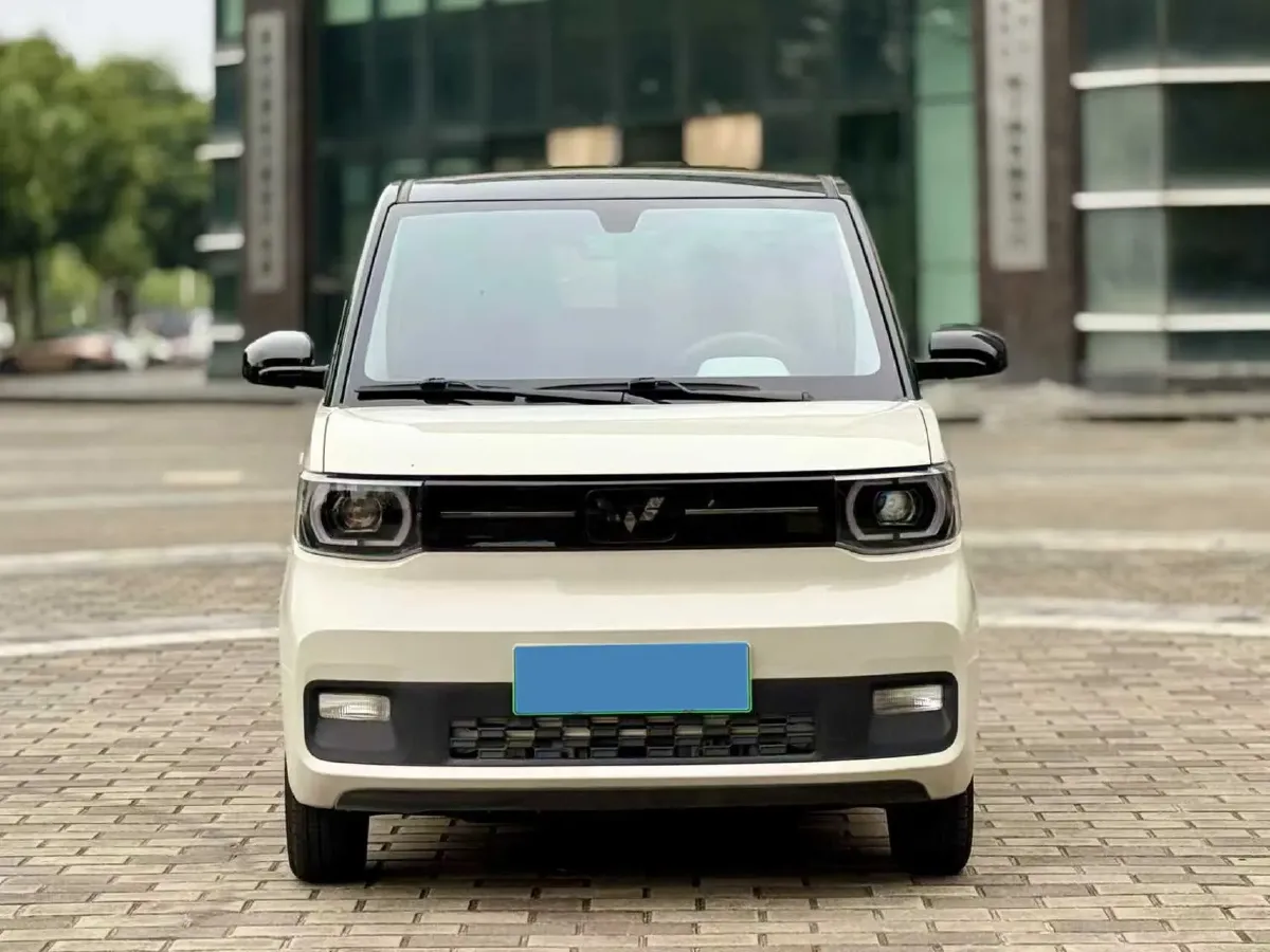 2021 WuLing HongGuang MINI EV BEV 13.9KWH,autocango,china used car exporter,china ev exporter,chinese used car exporter,chinese used ev exporter