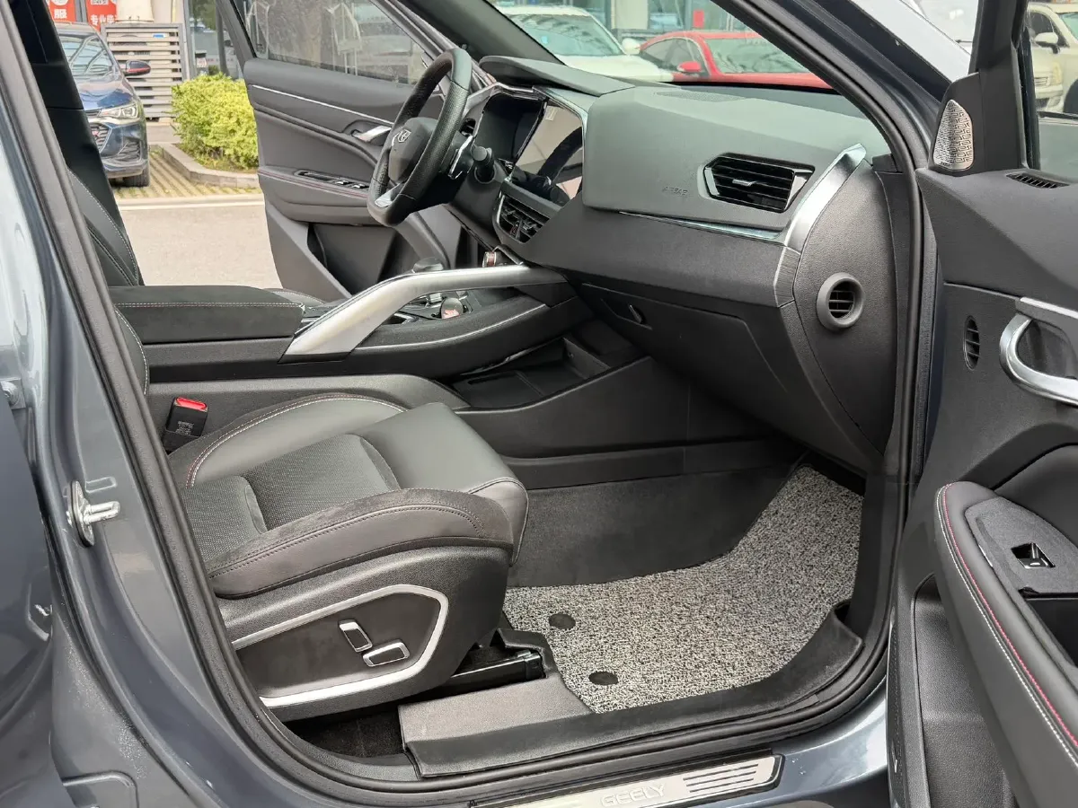 2020 Geely Tugella 2.0T 238HP L4 8AT,autocango,china used car exporter,china ev exporter,chinese used car exporter,chinese used ev exporter